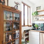 Charming Apt In The 20Th In Paris